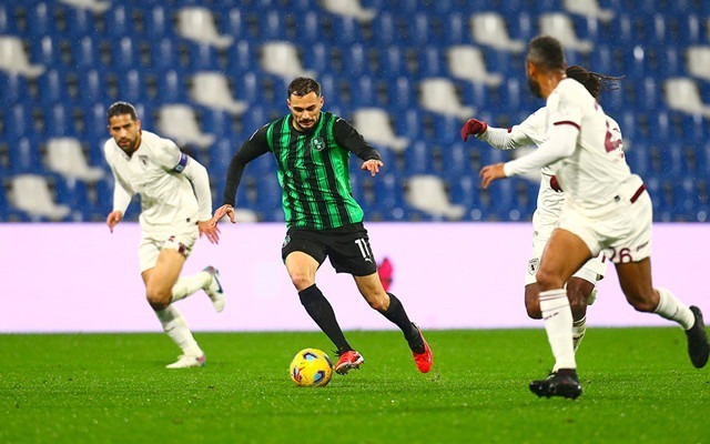 那不勒斯主场小胜萨索洛，继续不败的简单介绍