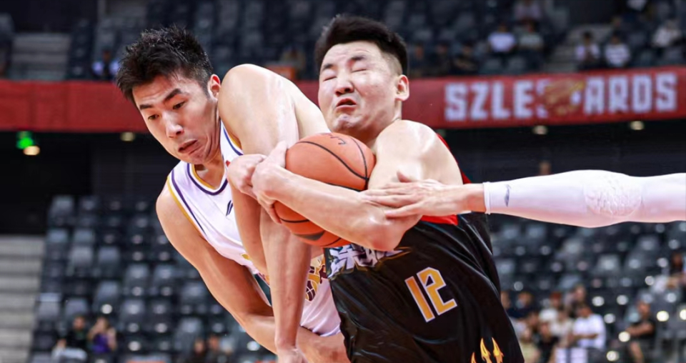 开云官网-人双塔统治内线，轻松击败对手的简单介绍