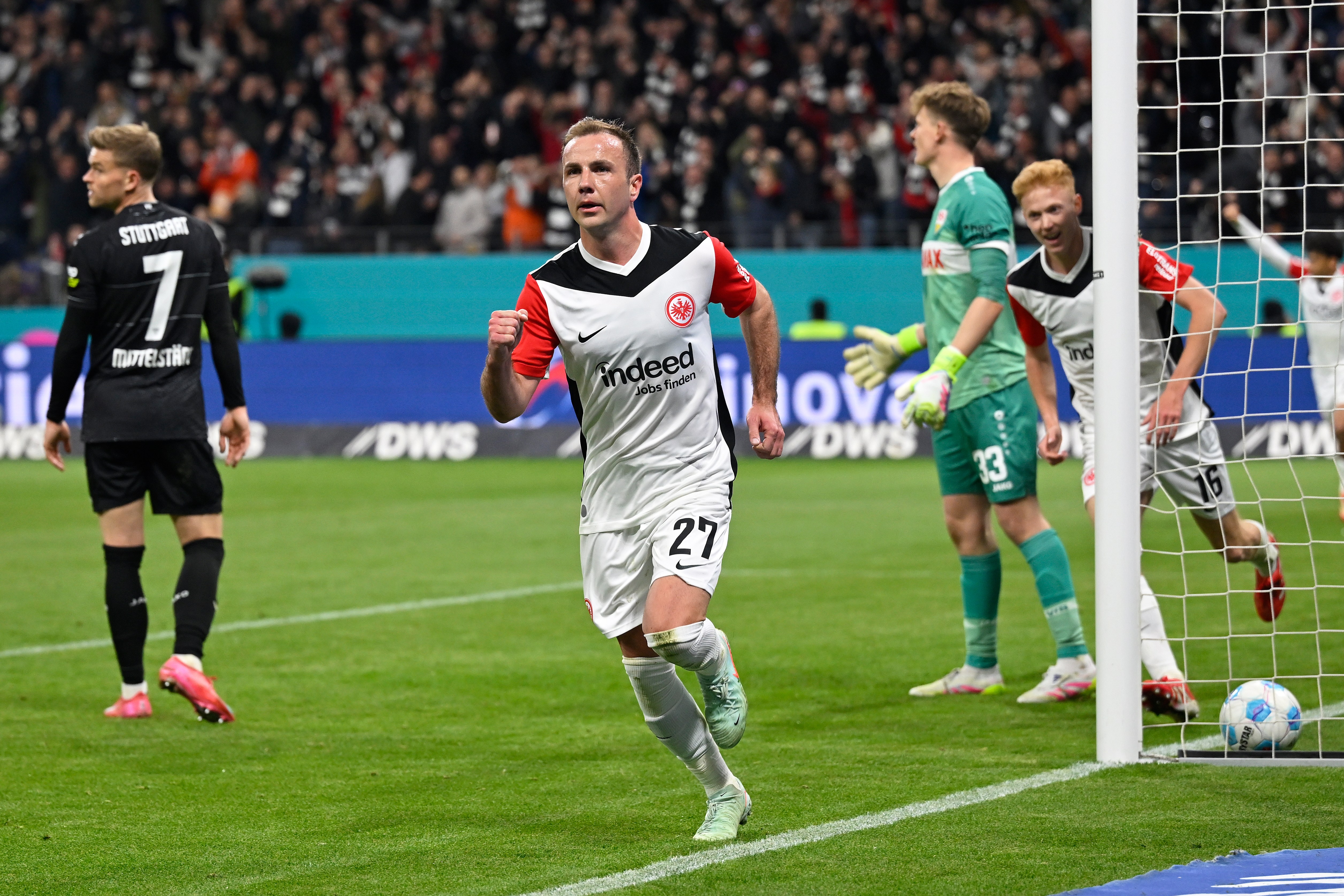 开云体育官网-斯图加特在德国足球联赛中取得关键胜利