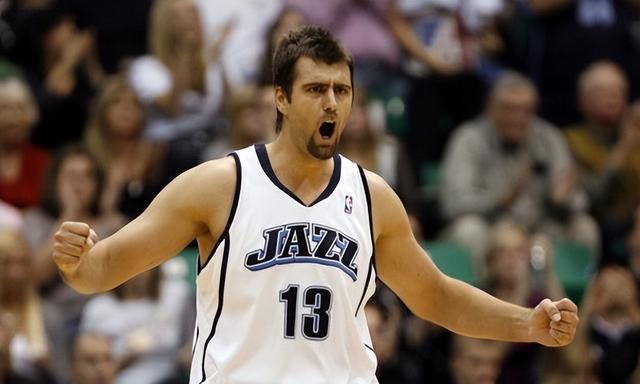 关于斯特拉斯堡队在比赛中大放异彩的信息 关于斯特拉斯堡队在比赛中大放异彩的信息