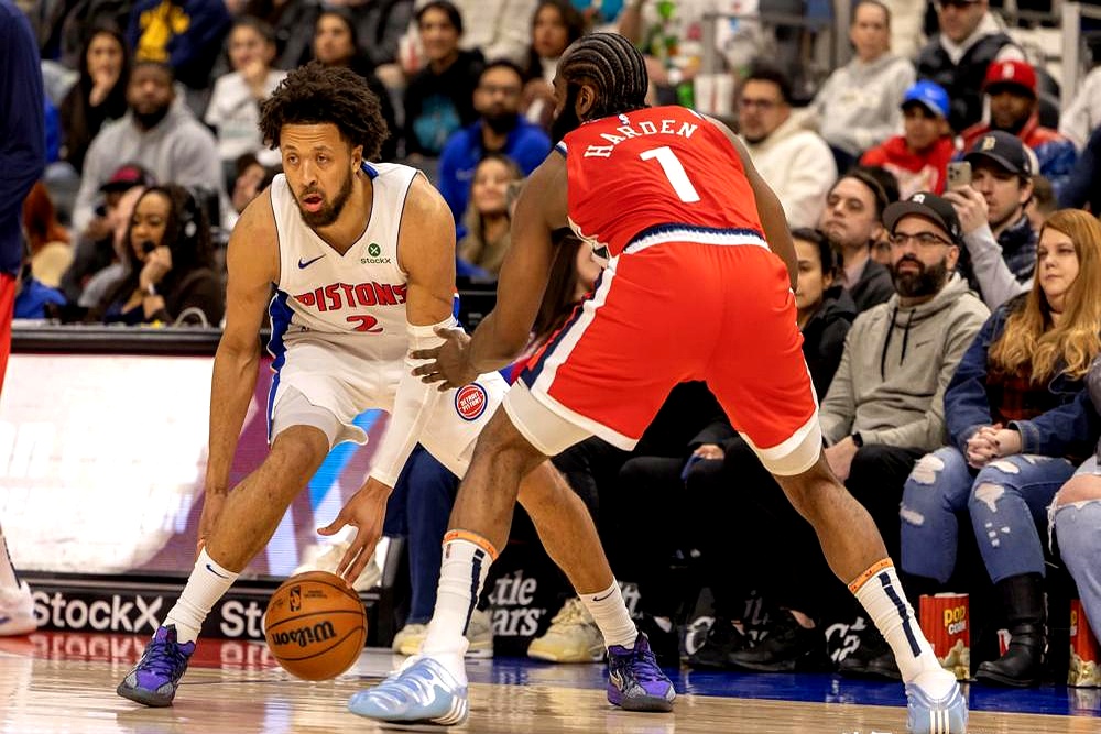 哈登大师级表现,火箭逆袭击败活塞终结三连败 哈登大师级表现,火箭逆袭击败活塞终结三连败