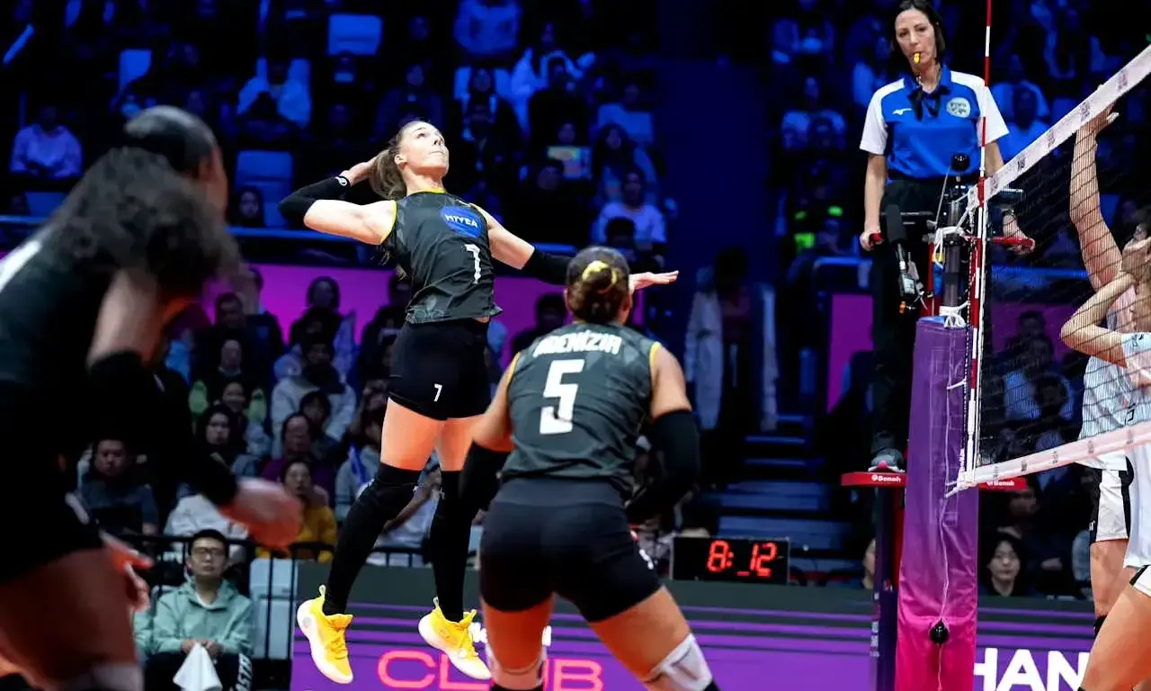 巴西女子排球队实力碾压对手，终结战斗