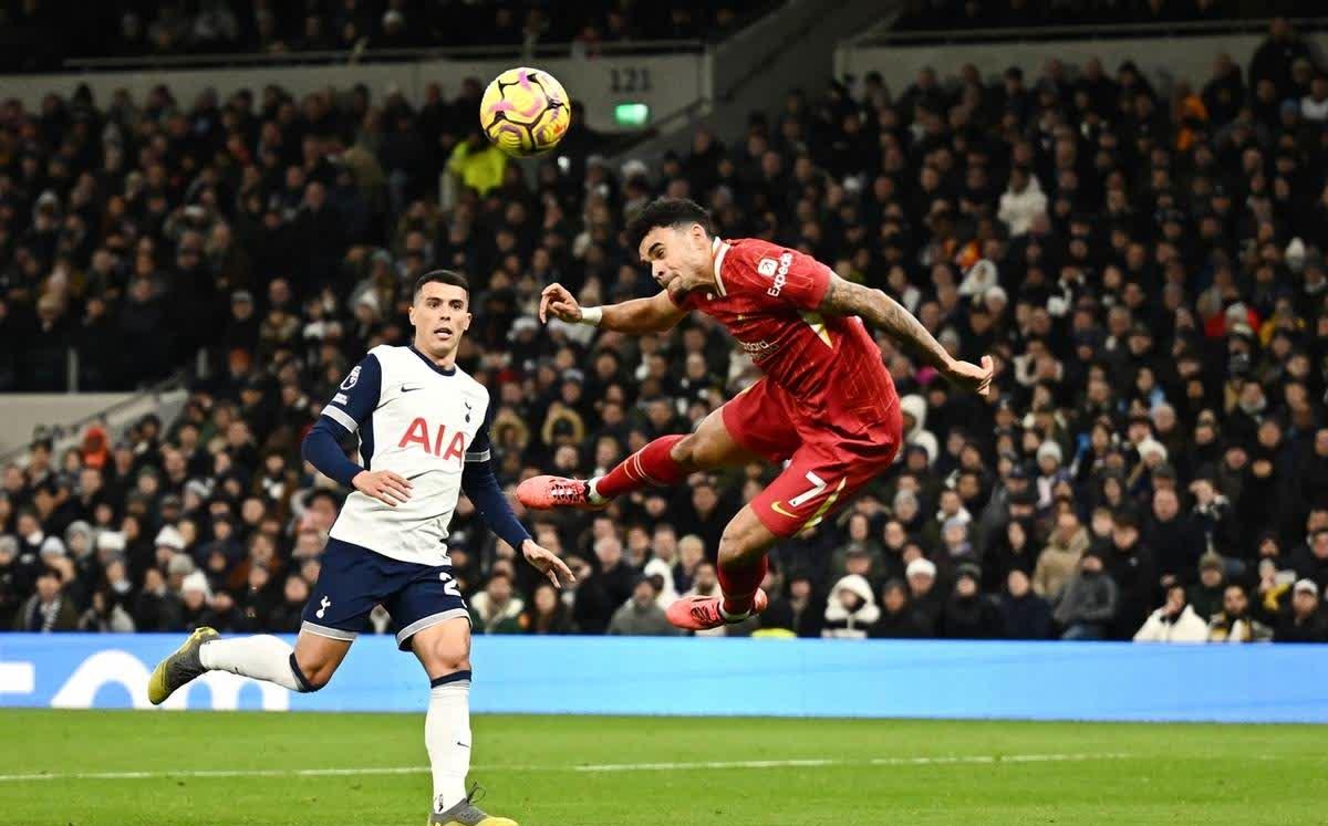 热刺2-1逆转沃特福德，赢得宝贵三分