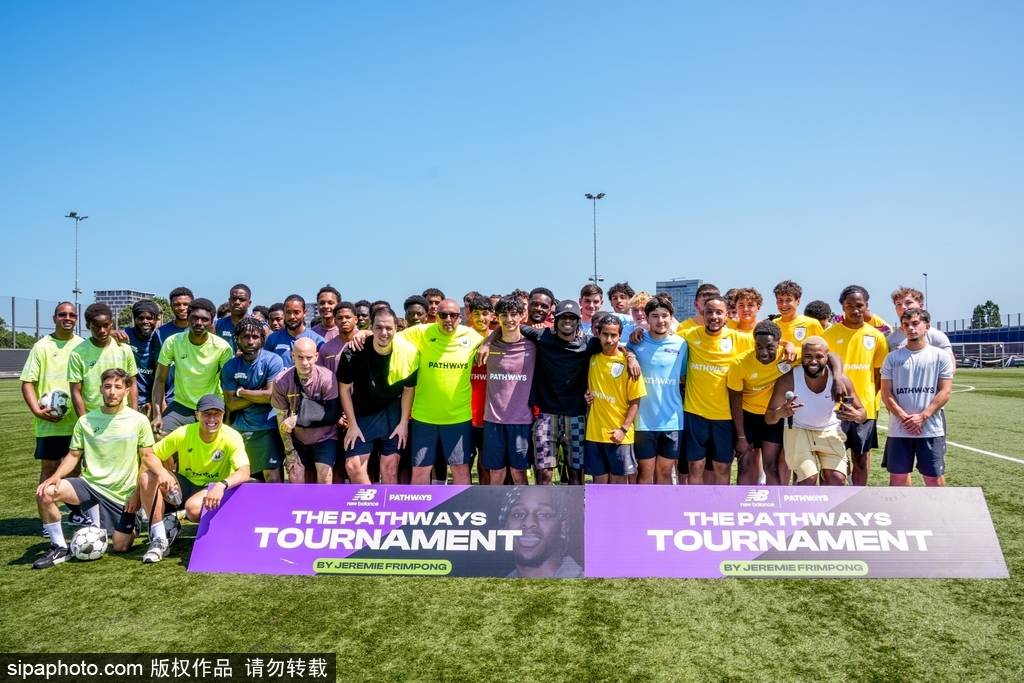 关于亚洲杯足球赛将在近期召开，球迷热情高涨的信息