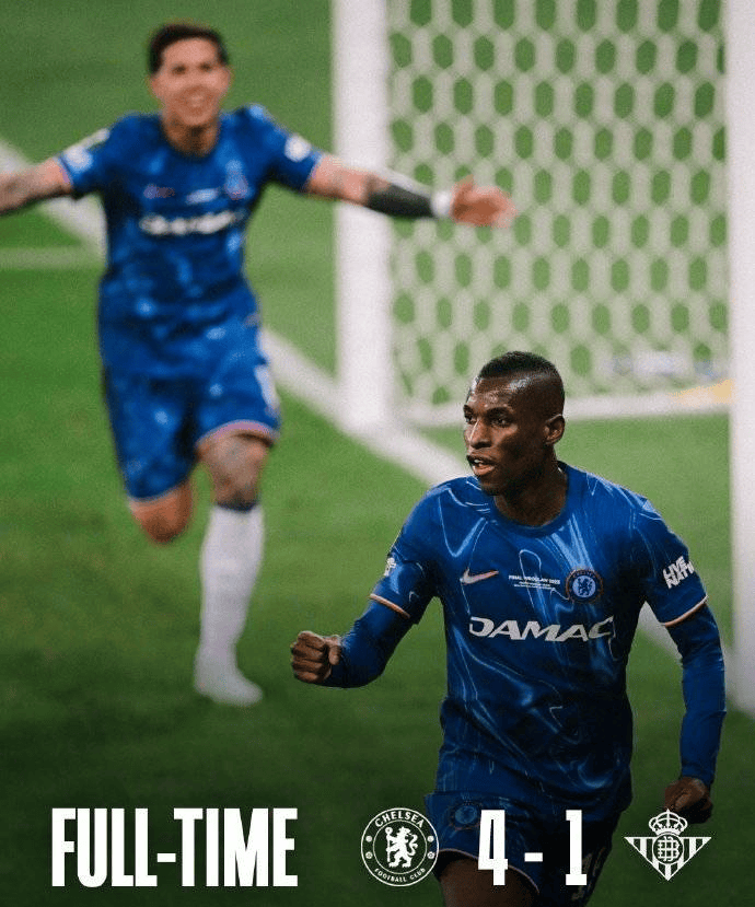 开云体育官方网站-切尔西主教练表扬球队表现，力争冠军