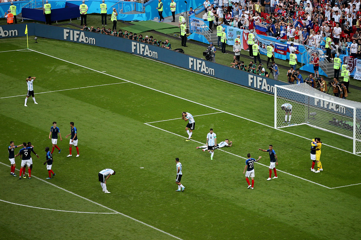 克罗地亚队在国际足球比赛中斩获胜利 克罗地亚队在国际足球比赛中斩获胜利