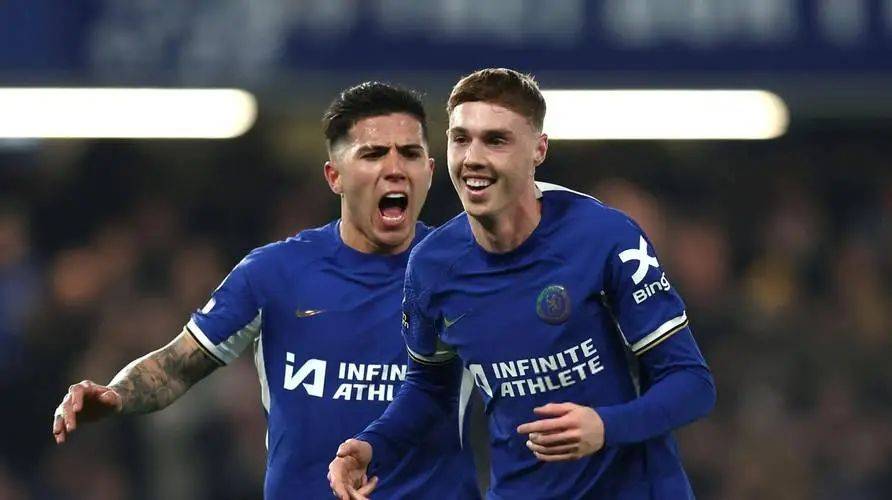 开云体育登录-精彩比赛！球队交战惊险时刻层出不穷的简单介绍