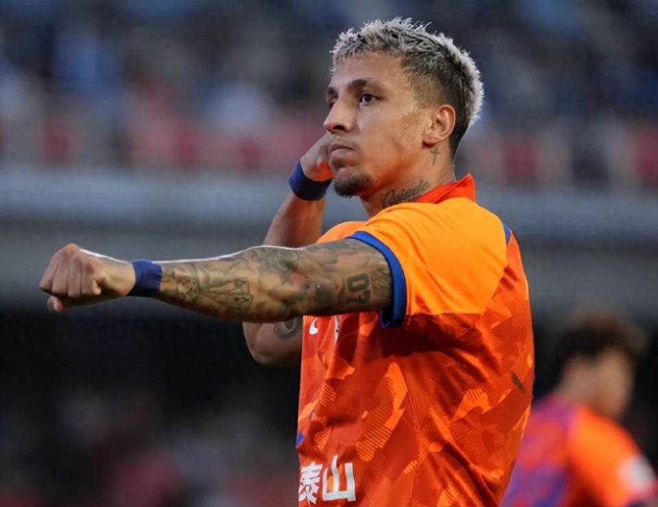 山东鲁能绝杀河南建业，取得重要三分