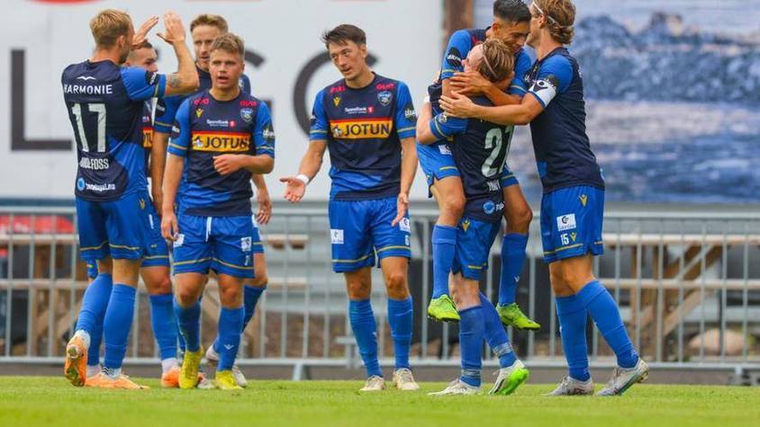 关于圣埃蒂安遭遇连败，陷入保级泥潭的信息