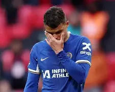 蒂亚戈-席尔瓦或将因伤缺席周末比赛的简单介绍 蒂亚戈-席尔瓦或将因伤缺席周末比赛的简单介绍