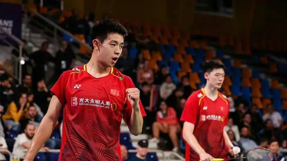 羽毛球比赛:中国队取得胜利 羽毛球比赛:中国队取得胜利