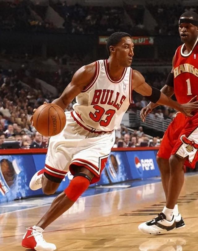 开云体育APP下载-包含篮球明星乔丹将伤退的词条