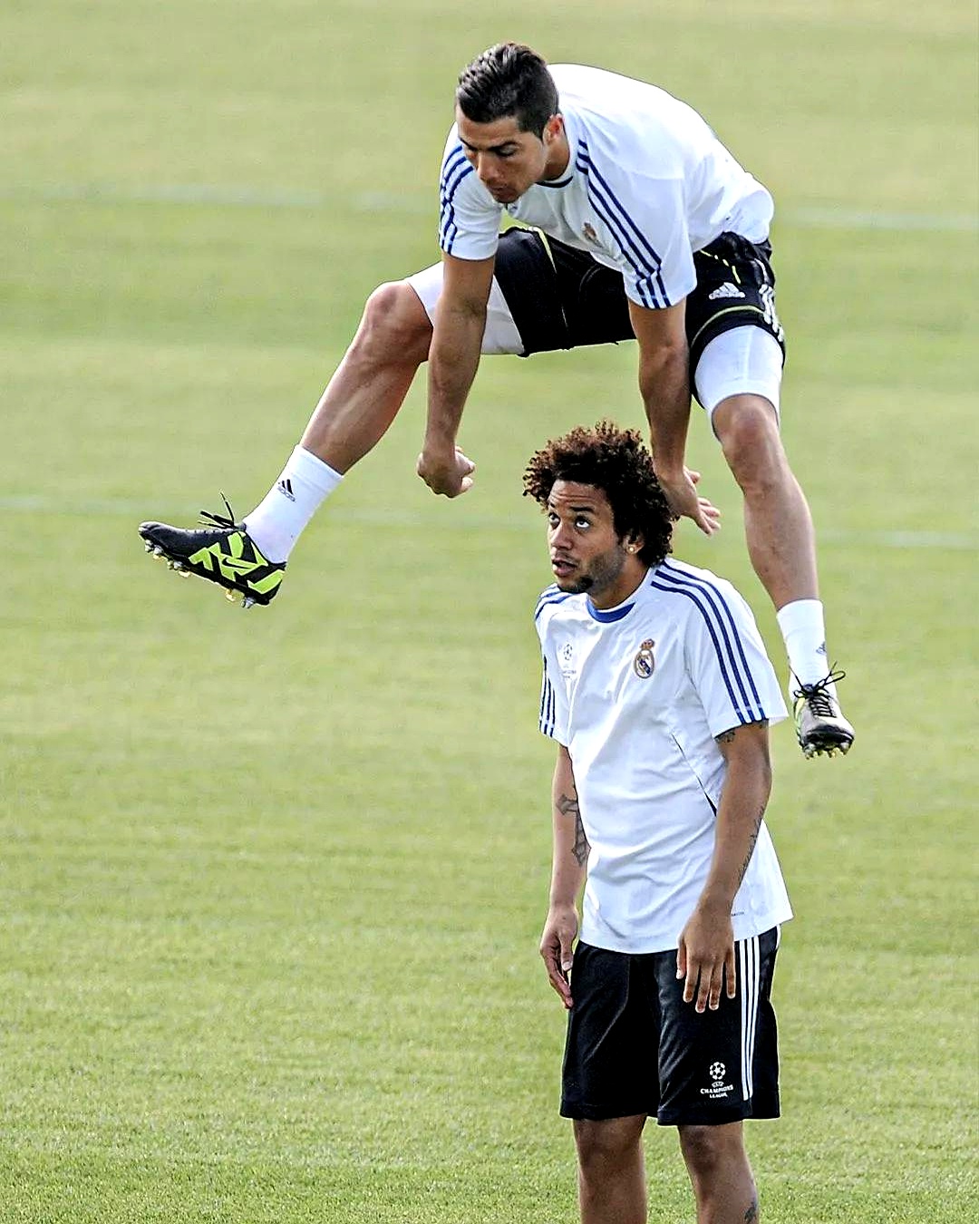 开云体育官方网站-马赛球员的拼搏精神备受赞誉