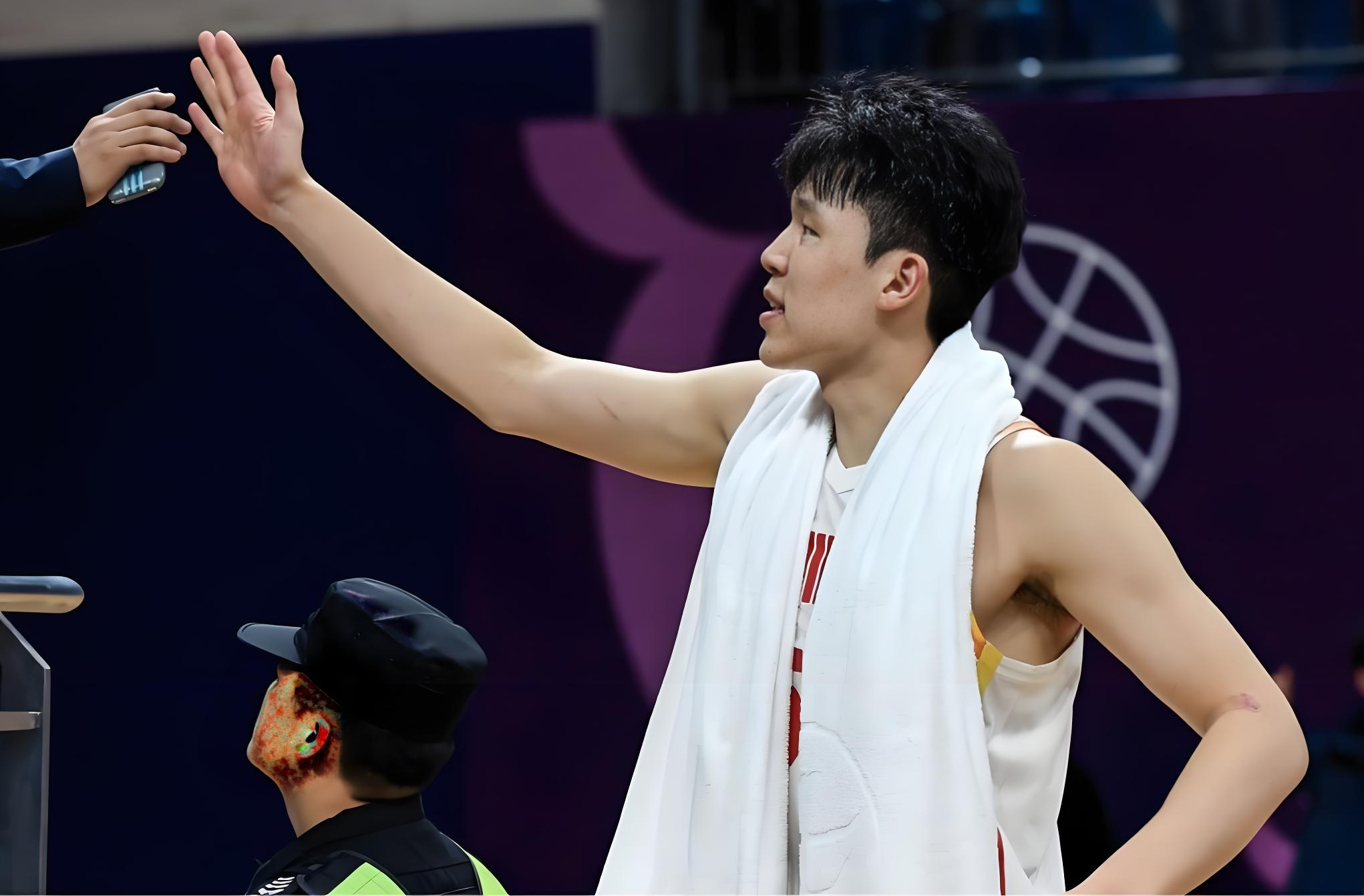 开拓者球员集体发声支持球队主帅 开拓者球员集体发声支持球队主帅