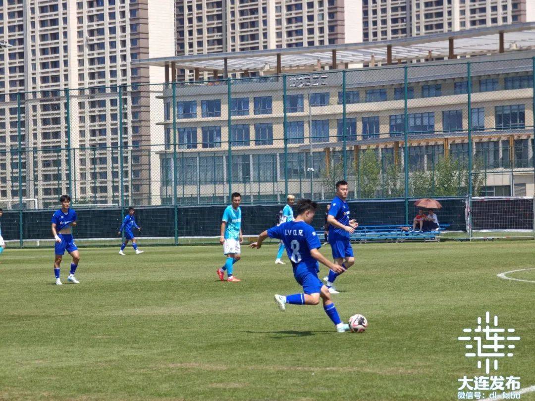 国内足球赛事燃起猛烈激情,局势扑朔迷离的简单介绍 国内足球赛事燃起猛烈激情,局势扑朔迷离的简单介绍