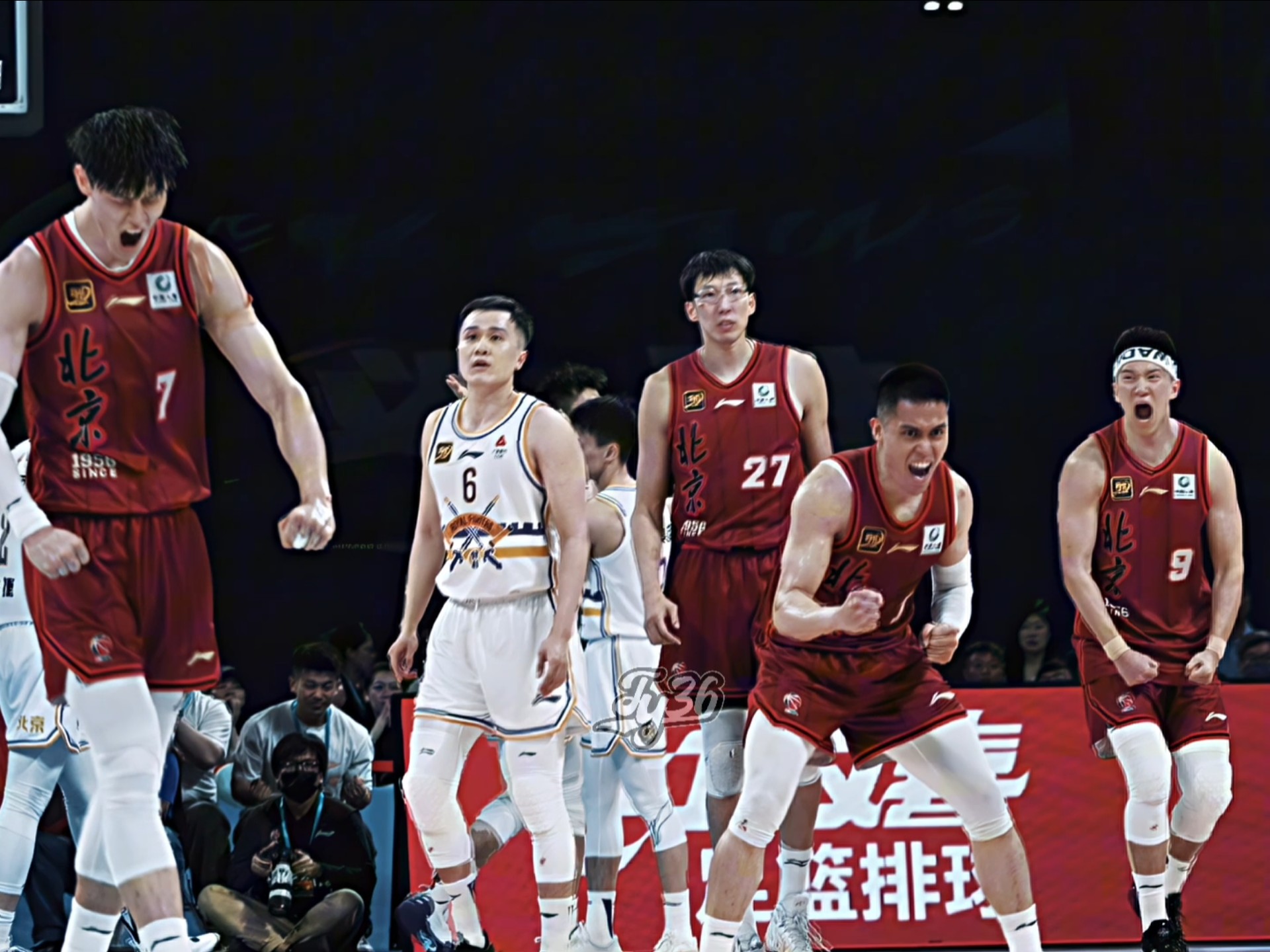 人中锋再次领衔：球队明星誓要登上巅峰的简单介绍