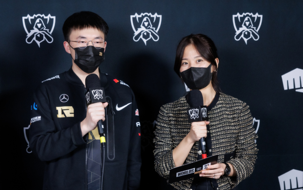 包含DFM翻盘DK,Xiaohu操刀奇招英雄翻盘宿敌对决淘汰赛,让粉丝疯狂欢呼的词条 包含DFM翻盘DK,Xiaohu操刀奇招英雄翻盘宿敌对决淘汰赛,让粉丝疯狂欢呼的词条