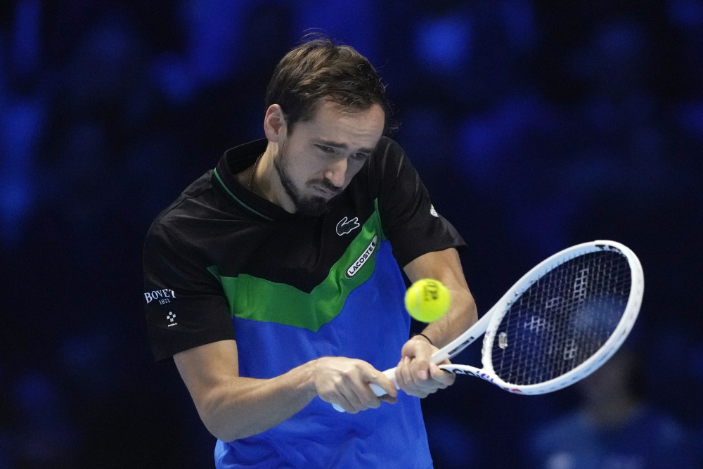 世界网球队横扫日本网球队,梅德韦杰夫制霸全场的简单介绍 世界网球队横扫日本网球队,梅德韦杰夫制霸全场的简单介绍