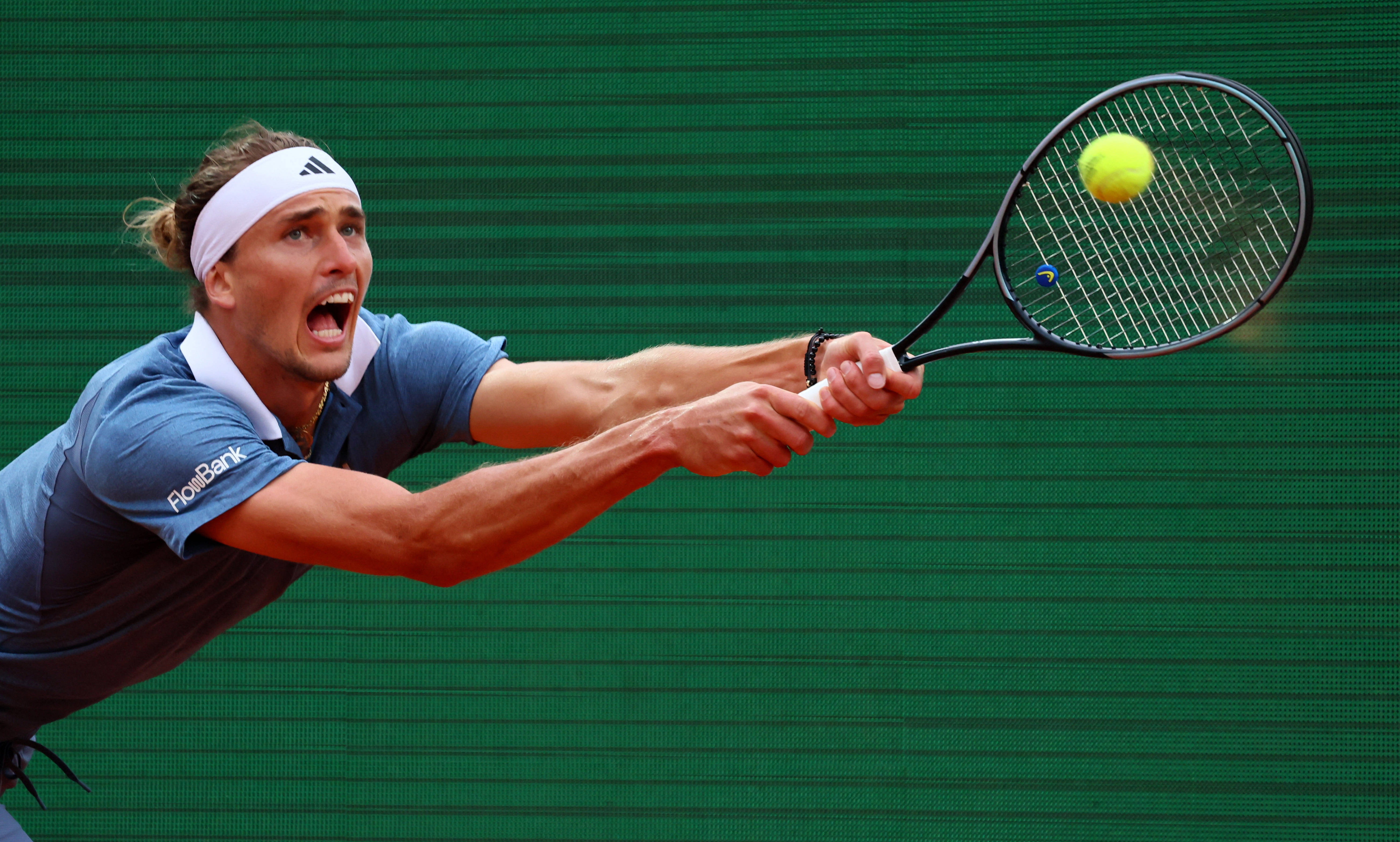 世界网球队完胜德国网球队，兹维列夫打破历史纪录的简单介绍